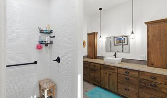 114 Bear Cat Ct, Alvord, TX 76225