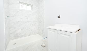 70 Northfield Dr, Bridgeport, CT 06606