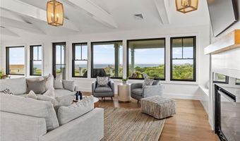 150 Alfred Drowne Rd, Barrington, RI 02806