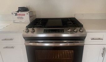 14 Humboldt Pl 1, Boston, MA 02127