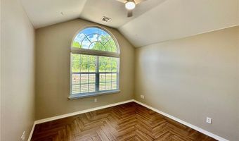 6 Roessler Ln, Bella Vista, AR 72715