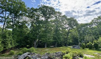 93 Carol St, Danbury, CT 06810