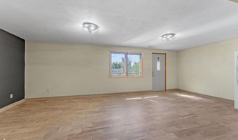 802 N Railroad St, Ainsworth, IA 52201
