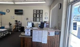 223 S Jefferson St, Ava, MO 65608