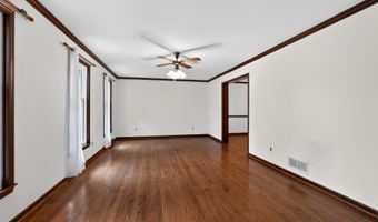 6 DONNA Dr, Bear, DE 19701