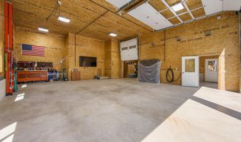28 Upper Lead Mountain Pond Rd, Aurora, ME 04408