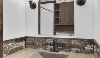13422 Countiss Rd, Abingdon, VA 24210