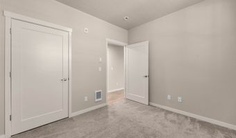 17126 SW Snowdale St 303, Beaverton, OR 97007