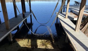 2540 Montyna Ln, Alford, FL 32420