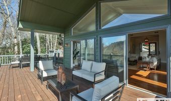 16 S Sassafras Ct, Highlands, NC 28741