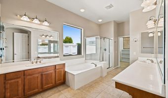 952 E FIELDSTONE Pl, Chandler, AZ 85249
