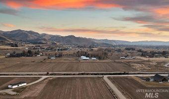 3700 Lexington Ln, Emmett, ID 83617