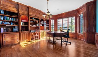 85 Galileo Dr, Amherst, NY 14221