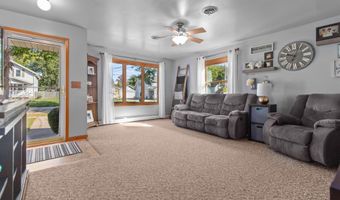 1343 W FRANKLIN St, Appleton, WI 54914