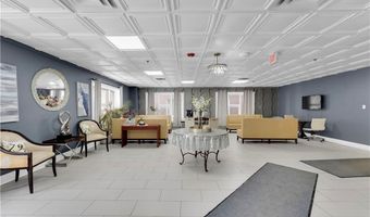 797 E Market St 209, Akron, OH 44305