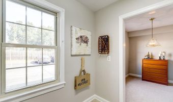 2607 ARLINGTON Blvd 101, Arlington, VA 22201
