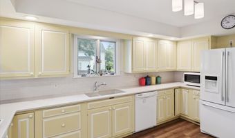 617 S 6th St, Goshen, IN 46526
