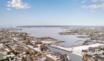 564 Lake Ave, Bay Head, NJ 08742