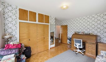 830 CHICAGO Ave, Bandon, OR 97411