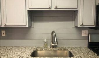 1012 Marina Trace Dr, Acworth, GA 30101