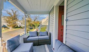 48 Constitution St 2, Bristol, RI 02809