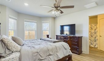 3 S Kirby Dr, Bella Vista, AR 72714