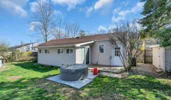 17 Anchorage Blvd, Bayville, NJ 08721