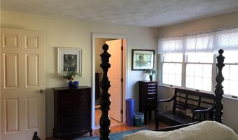 2 Marywood Ln, Cumberland, RI 02864