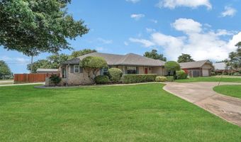 801 Cambridge Dr, Altus, OK 73521