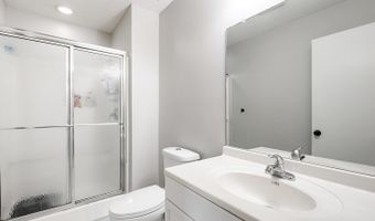 5240 E Ashton Ct, Bel Aire, KS 67220