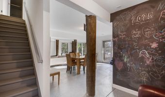 4 E 20TH St, Barnegat Light, NJ 08006