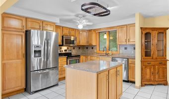 71 Hawthorne Pl, North Providence, RI 02904