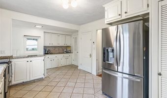 41 Buena Vista Dr, North Kingstown, RI 02852
