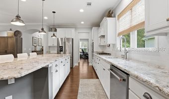 25 Weeping Willow Dr, Bluffton, SC 29910
