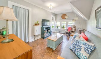 31 Franklin St, Belfast, ME 04915
