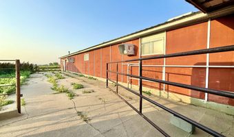 26855 SW 89th Rd, Beatrice, NE 68310