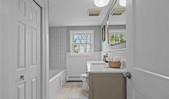 45 Valley View Dr, Cumberland, RI 02864