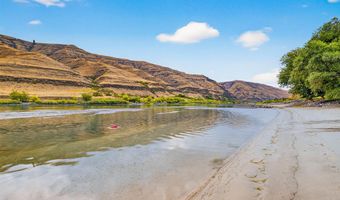 13353 Snake River Rd, Asotin, WA 99402