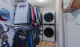 112 Sabra Ct, Apple Valley, MN 55124