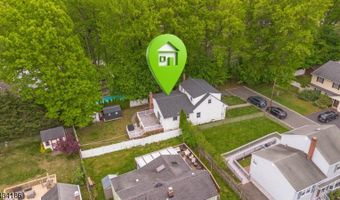 73 Davis Dr, Bergenfield, NJ 07621