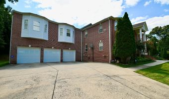 7801 RIDGEWOOD Dr, Annandale, VA 22003