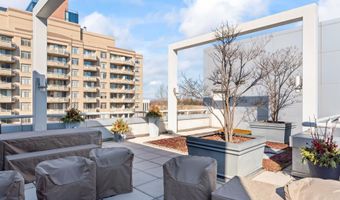 7809 WOODMONT Ave Ph, Bethesda, MD 20814
