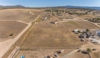 450 Comanche Ct, Aguanga, CA 92536
