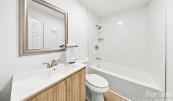 2500 Markham Ct, Charlotte, NC 28205