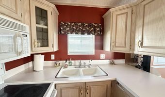 587 S JASPAR Dr 587, Apache Junction, AZ 85119