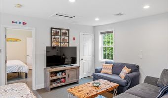 882 Point Judith Rd, Narragansett, RI 02882