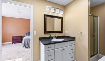 38 Harvest Hill Ln 38, Auburn, ME 04210