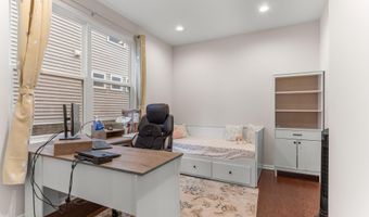 2825 Dillon Dr, Ann Arbor, MI 48105