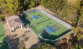 3807 Wendi Ct, Fallbrook, CA 92028