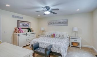 203 E BUCK POINT Rd, Clayton, DE 19938